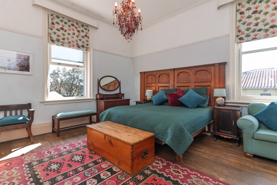 5 Bedroom Property for Sale in Rondebosch Western Cape